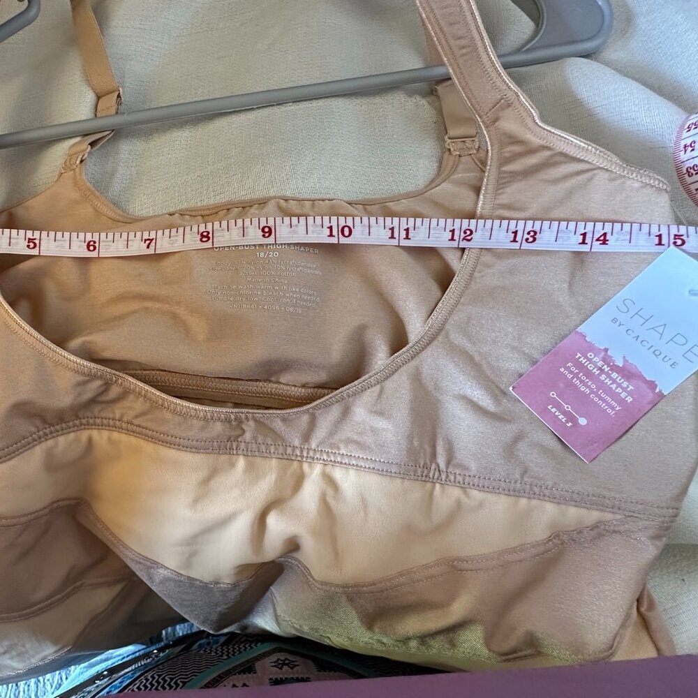NWT Plus Size Contouring Open-Bust Bodysuit - Picture 7 of 11
